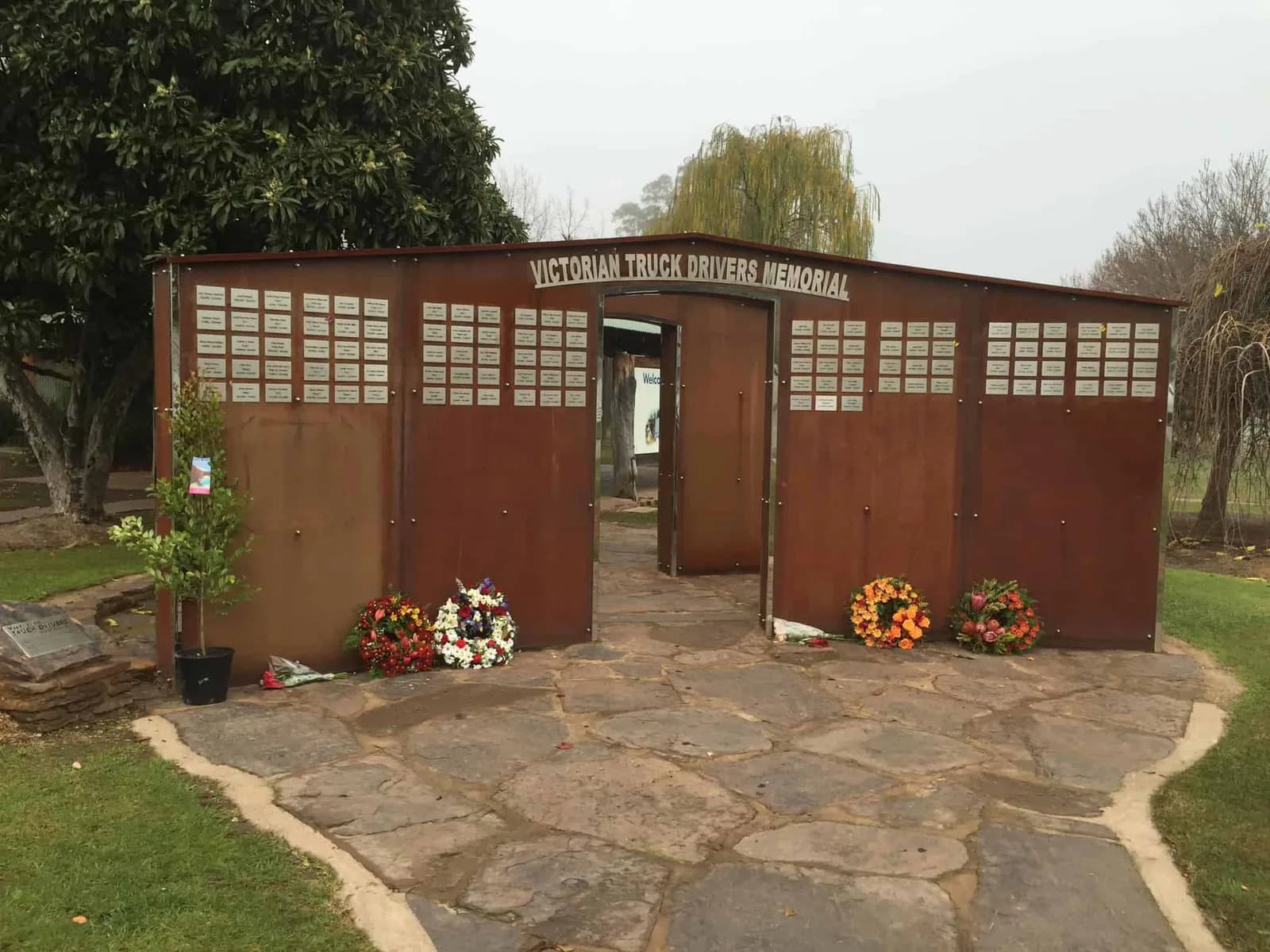 Photograph supplied by Victorian Truck Drivers Memorial Committee